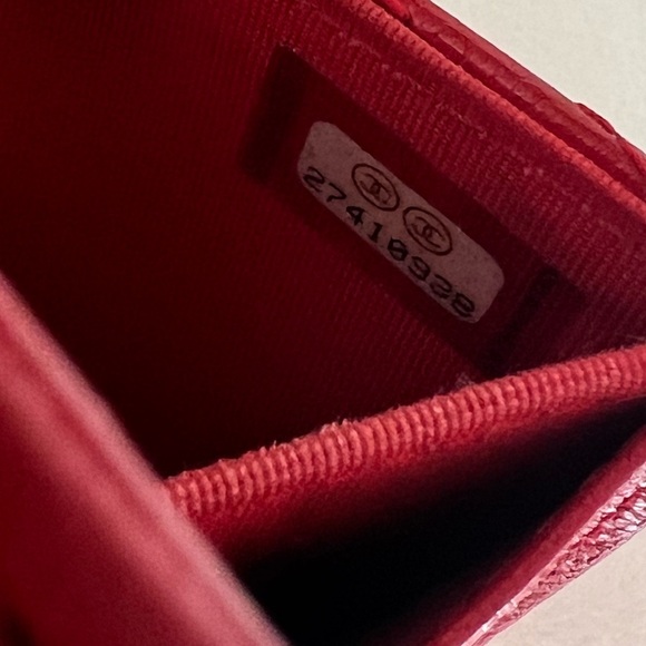 💯 Authentic RARE Chanel Red wallet with a custom 24k plated unbranded chain. - Picture 10 of 11